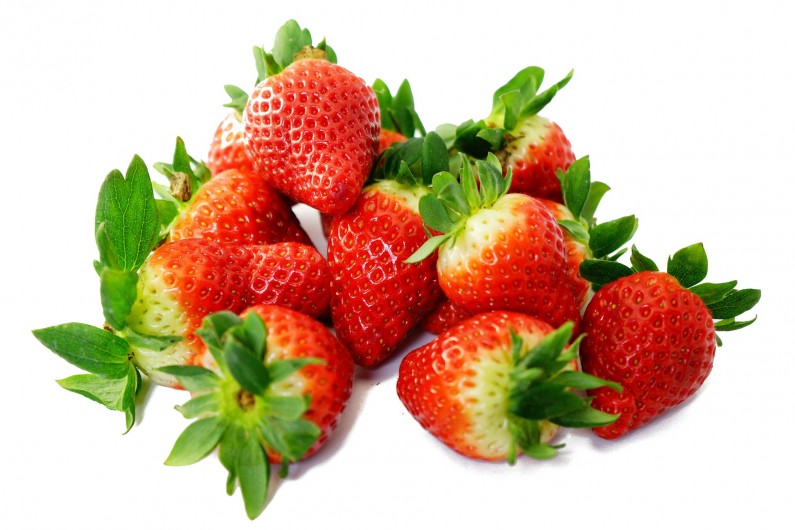 strawberries-272812_1920